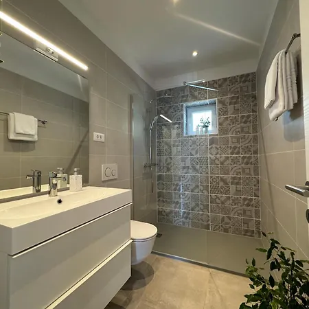 Seaside Living * Duce