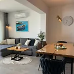 Seaside Living Apartment *