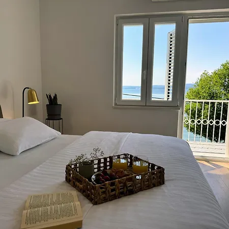 Apartment Seaside Living