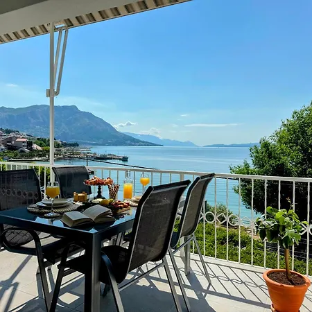 Apartman Seaside Living *