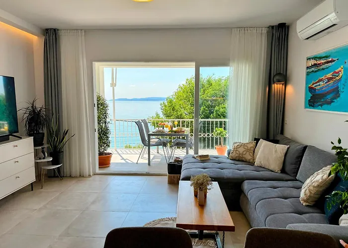 Seaside Living * Duće